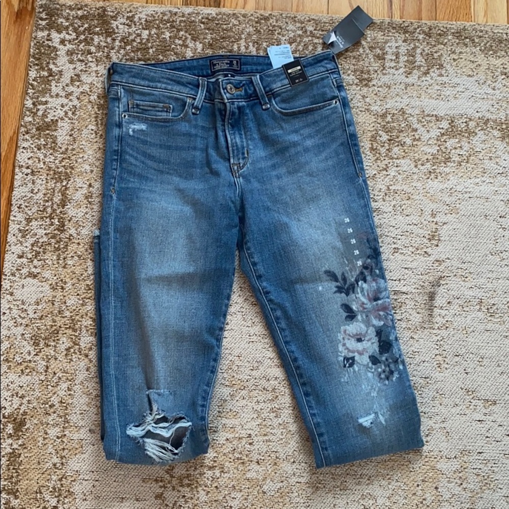 NWT A&F Harper Low Rise Super Skinny Jeans